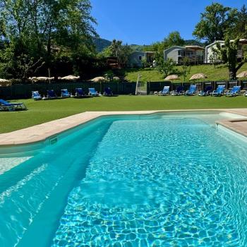 Piscine chauffée camping eau vive